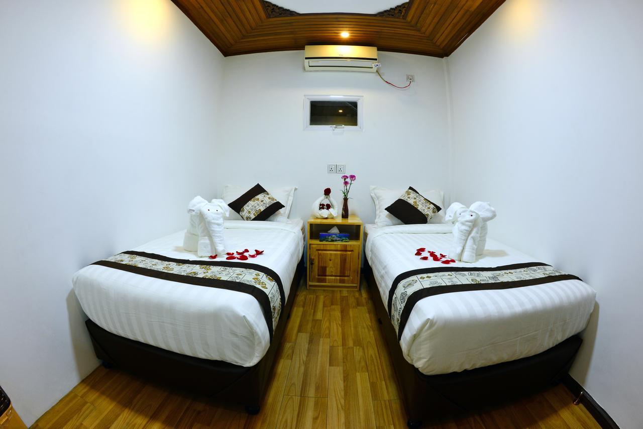 Hostal Backpacker (adults Only) Yangón